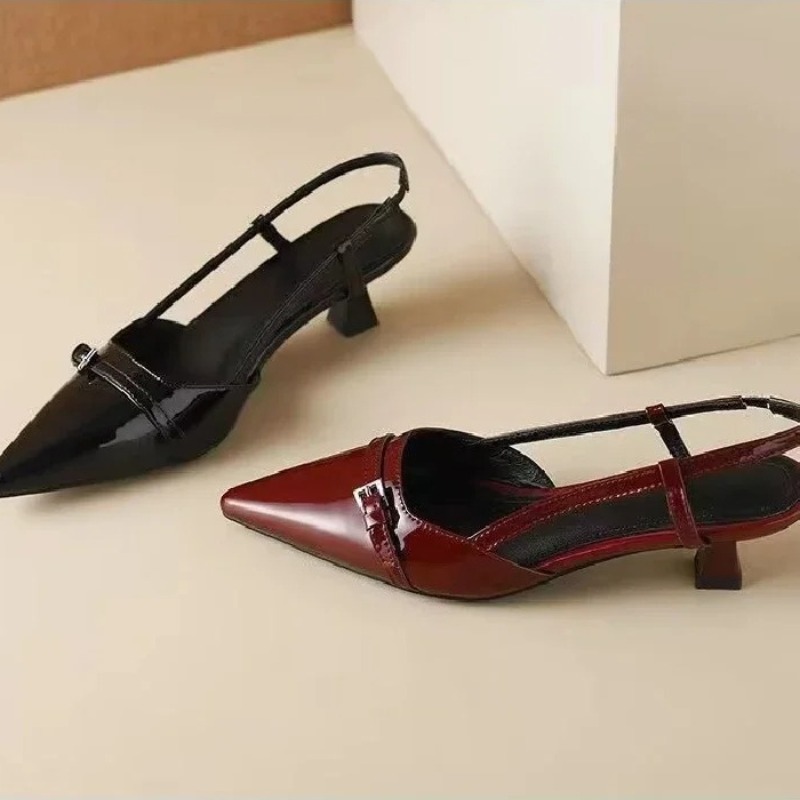 女性サンダルファッション尖ったローヒールシングルシューズ品質 - Sandals のレビューと価格