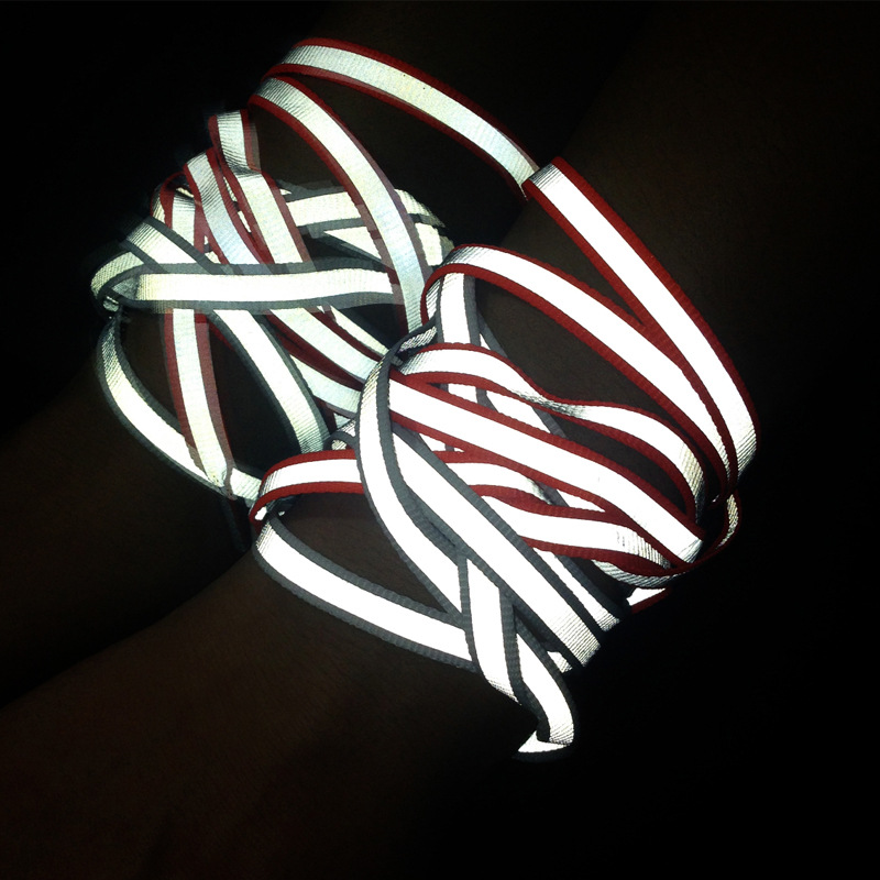 クリエイティブなスポーツシューズ,両面反射靴ひも,ファッショ - Reflective Night Running Shoes のレビューと価格